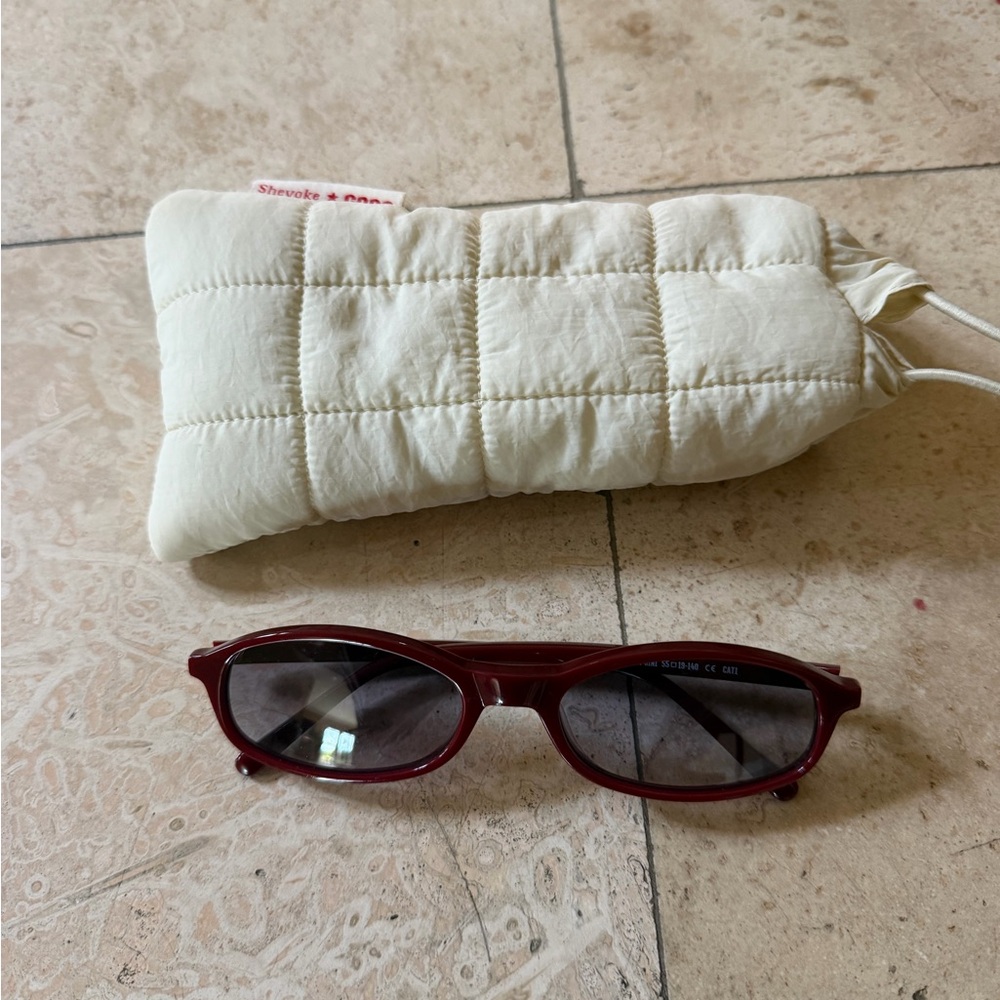 Shevoke maroon gini sunglasses